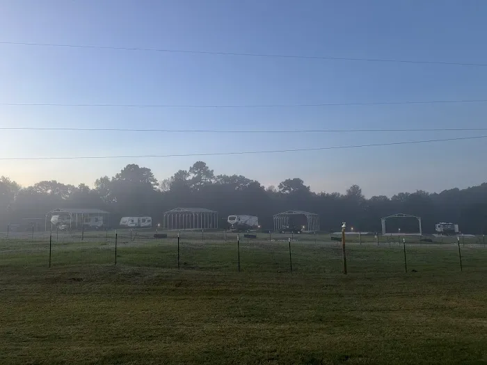 Hilltop RV Park at Lake Tyler, LLC Picture 3