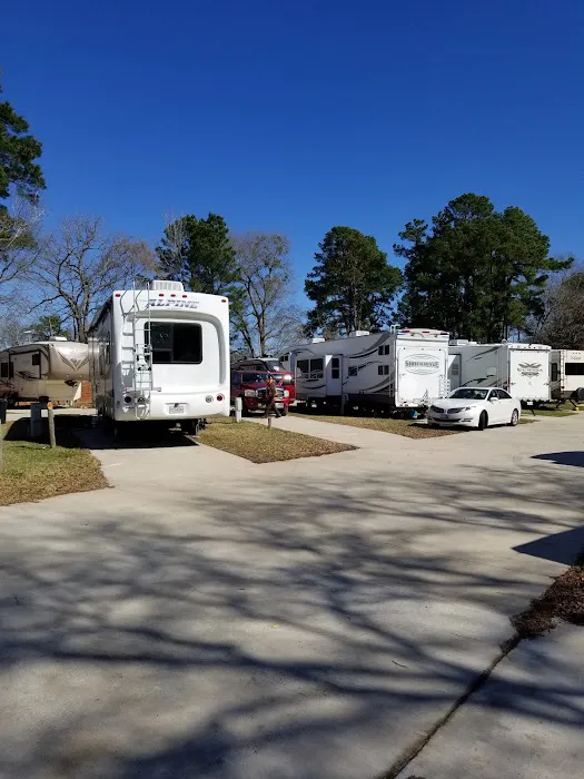 Lake Palestine Gateway RV Park Picture 3