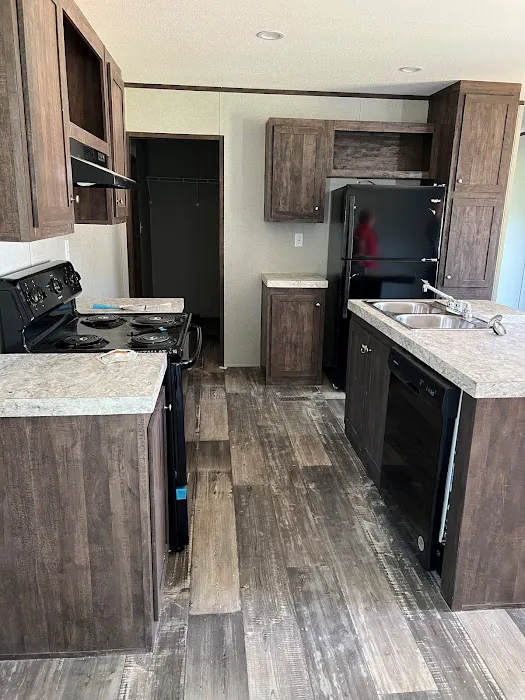 Evergreen Estates Picture 6