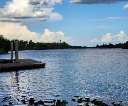 Caloosahatchee Regional Park Campground