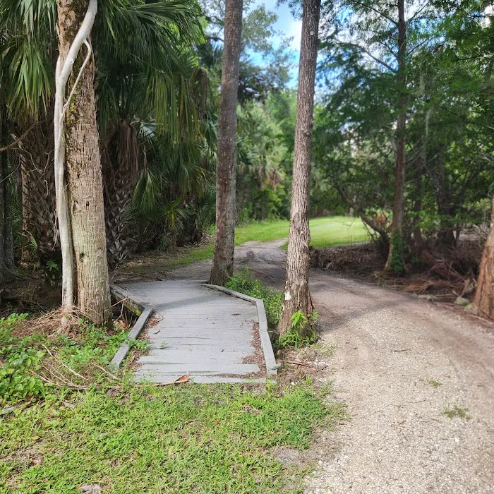 Caloosahatchee Regional Park Campground Picture 3