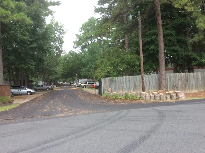 Huntington Mobile Home Park Picture 6