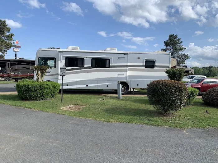 TA RV Park Picture 4