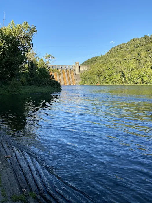 Dam-Quarry Campground Picture 8