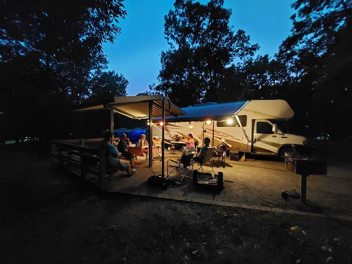 Lakeview Campground Picture 6