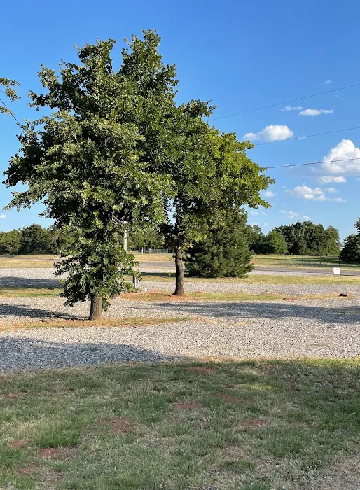 Village 8:28 RV Park Picture 9