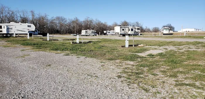 Chisholm Trail RV Park Picture 9