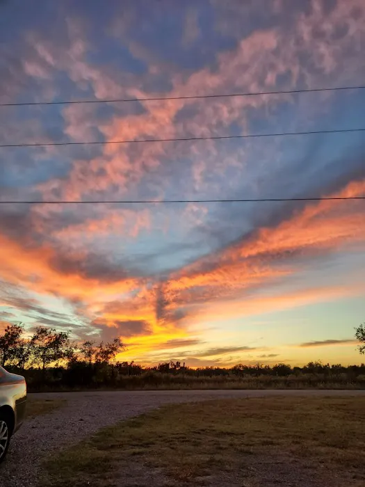 Paradise Valley Outlanders RV Park Picture 8