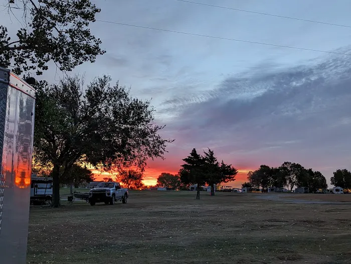 Lawtonka RV Park Picture 7