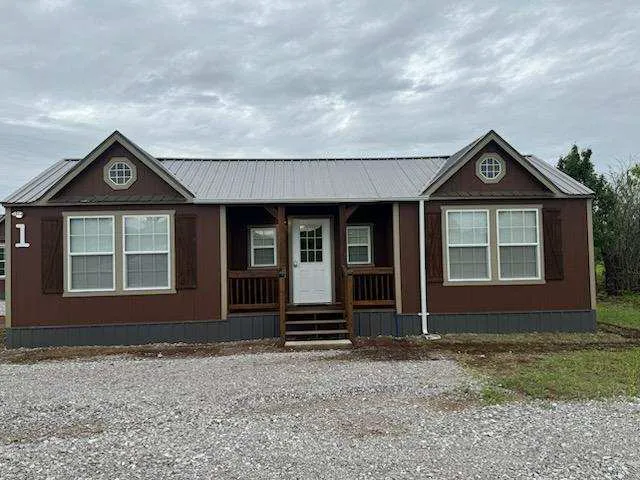 Creekside Cabins and RV Park Picture 2