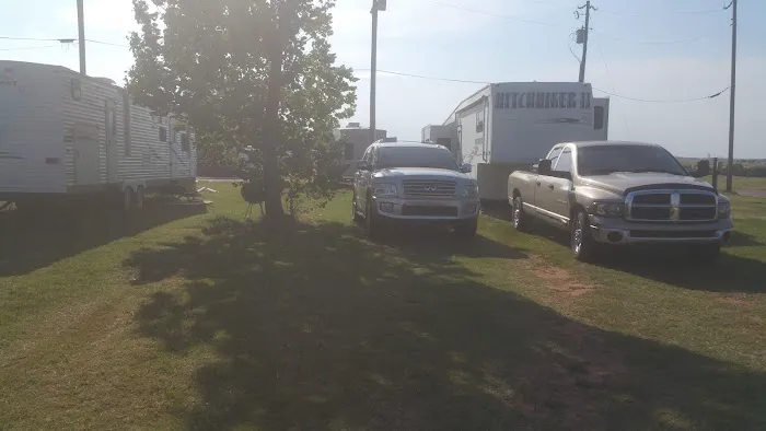 Stonegate RV Park Picture 3