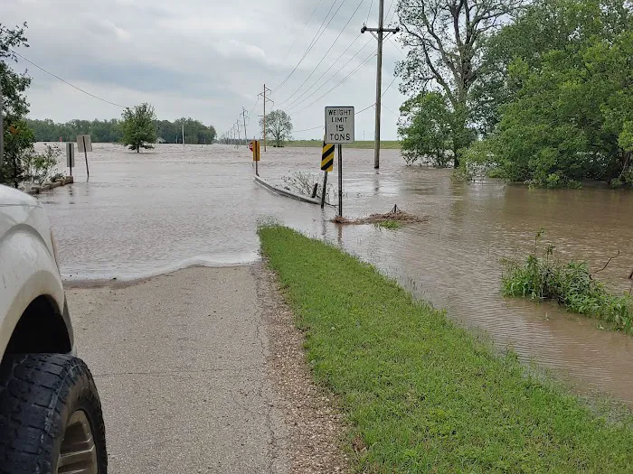 Willow Creek Mobile Home Park Picture 3