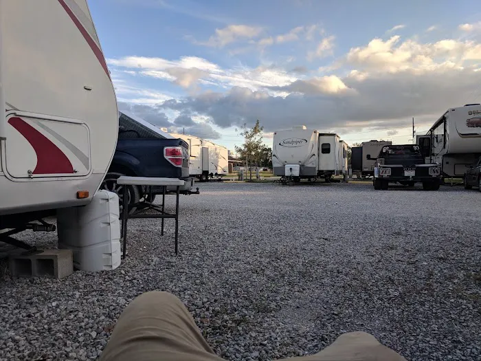 Amelia RV Park Picture 8