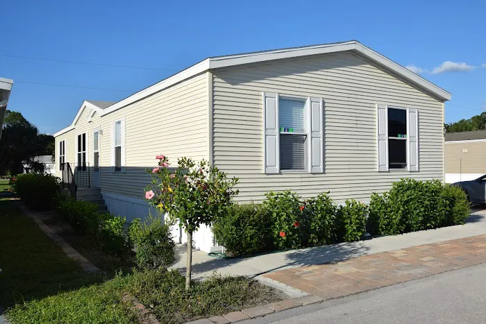 Southwind Village Manufactured Home Community Picture 6