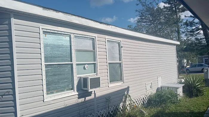 Sunseekers RV Resort Picture 5
