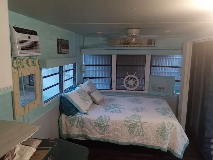 Sunseekers RV Resort Picture 2
