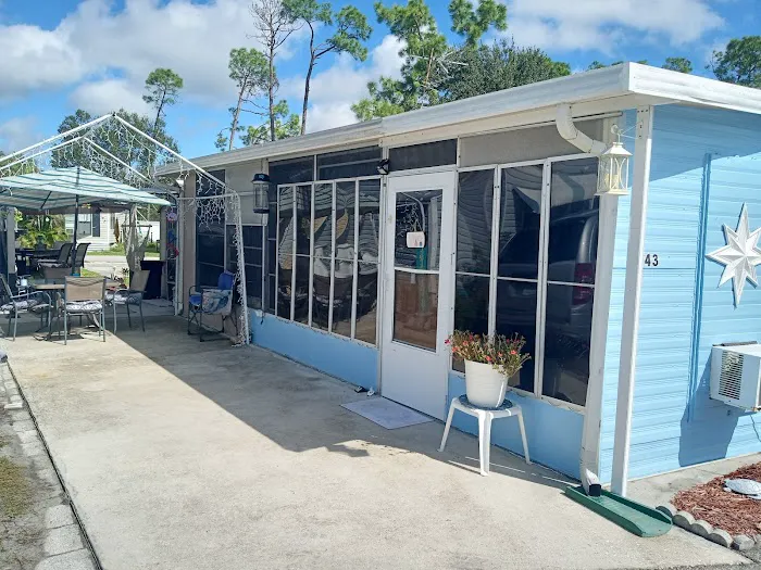 Sunseekers RV Resort Picture 8