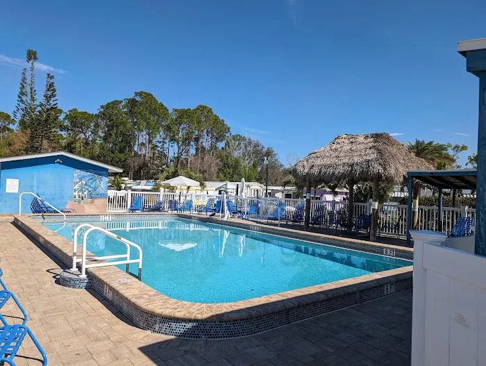 Sunseekers RV Resort Picture 7