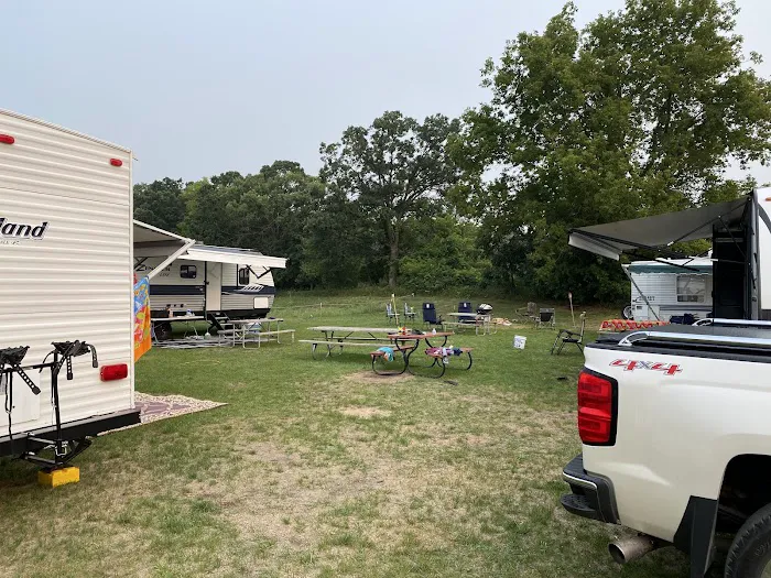 Country Camping Tent & RV Park Picture 5