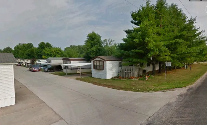 Charter Oaks Mobile Home Park Picture 6