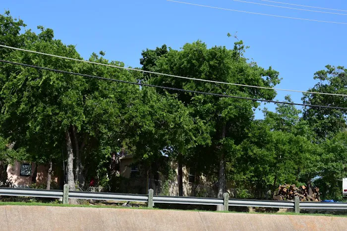 Cedar Ridge Mobile Home & RV Park Picture 8