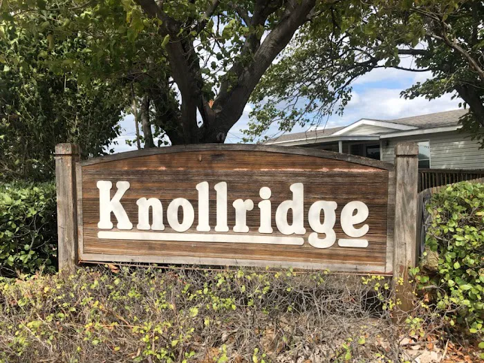 Knollridge Picture 7