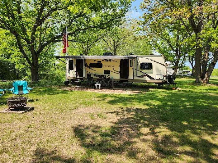 Dongola Campground Picture 2