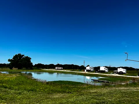 Green Acres RV Park Picture 4