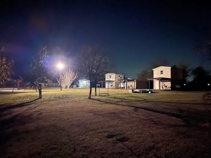 Pine Gardens RV Park and Campground Picture 3