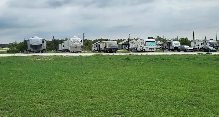 RockSprings 380 RV Park Picture 7