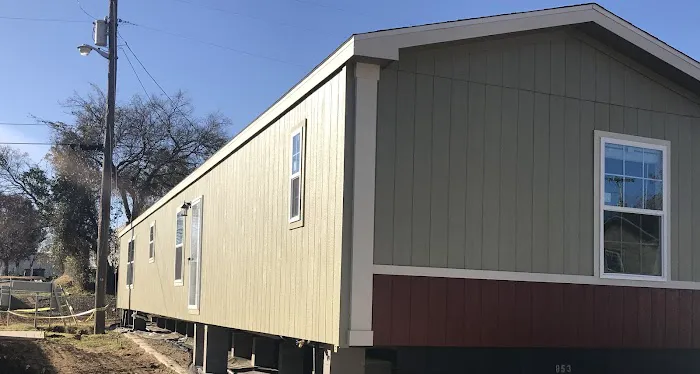 Valley Wood Mobile Home community Picture 8