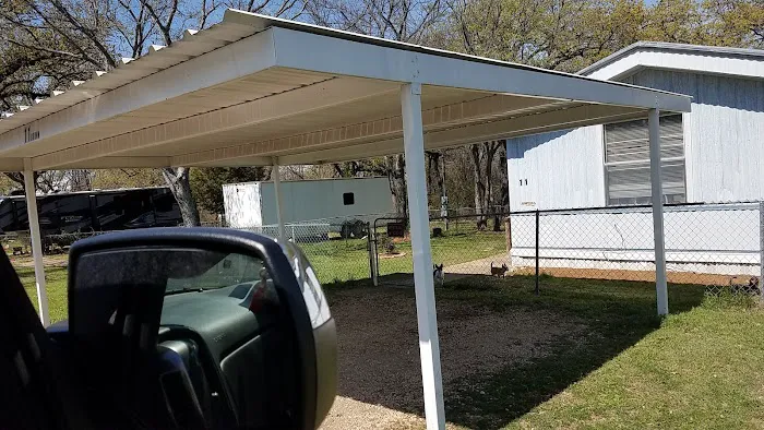 Valley Wood Mobile Home community Picture 9