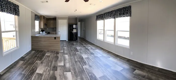 Valley Wood Mobile Home community Picture 2