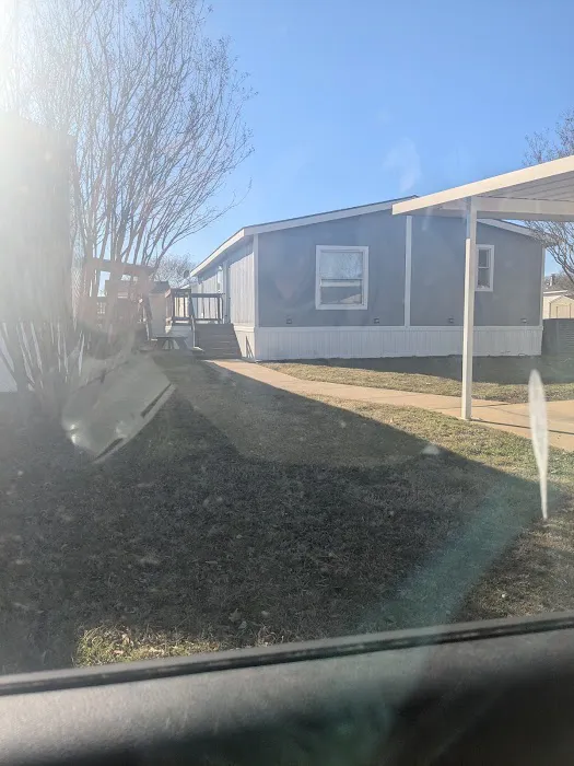 Lexington Place Picture 4