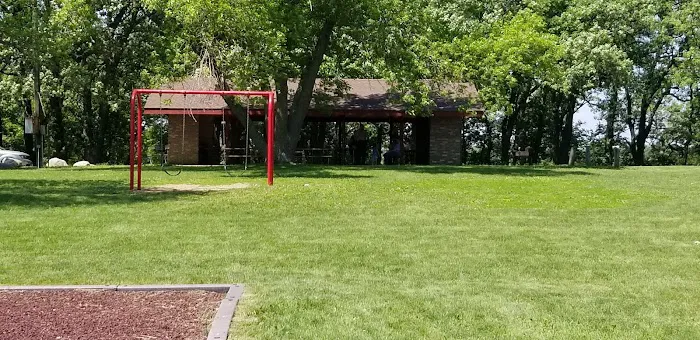 Browns Park South Picture 6