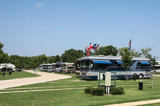 Bushman's RV Park Picture 7