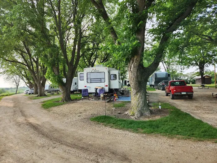 Dog Creek Park - North Campground Picture 10