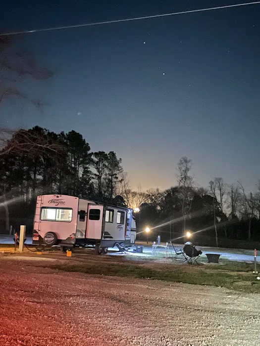 Rockin'-E RV Park & Storage Picture 4
