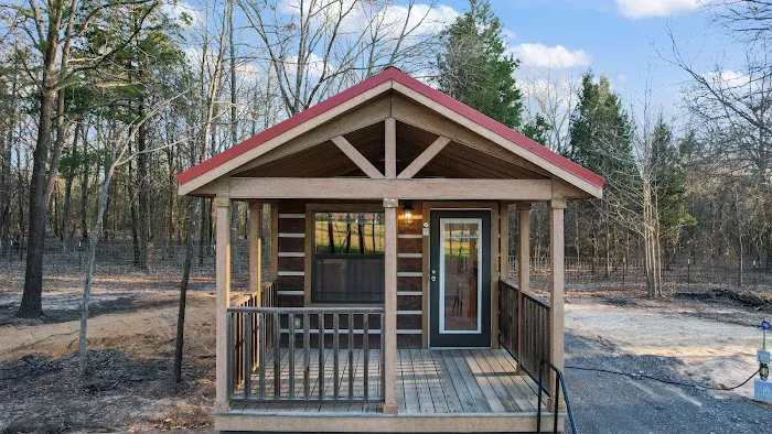 Los Pines Tiny Home & RV Community Picture 3