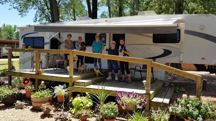 Trails End RV Camp Picture 7