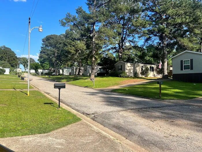 East Highland Mobile Home Community Picture 2