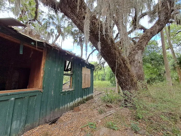 Dupuis Group Campground. 22500 SW Kanner HWY Picture 7
