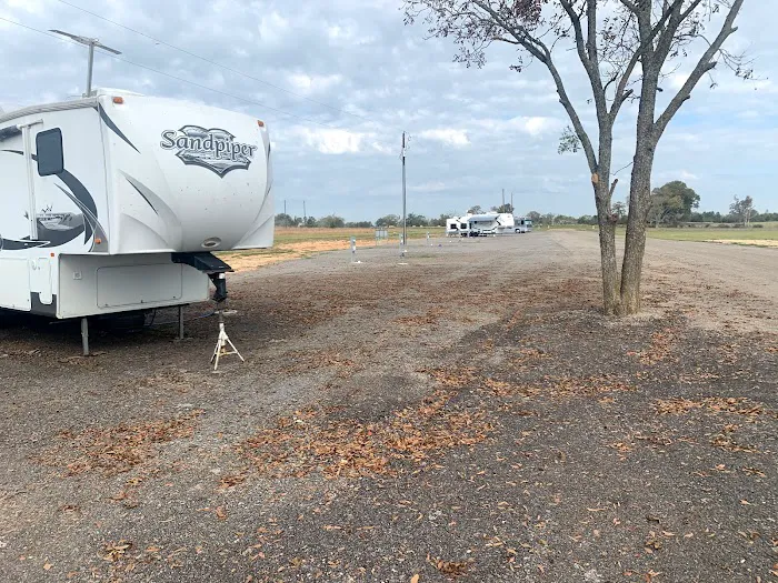 Circle Y RV Ranch Picture 4