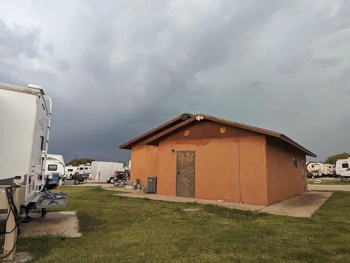 Buffalo Bob RV Park Picture 5