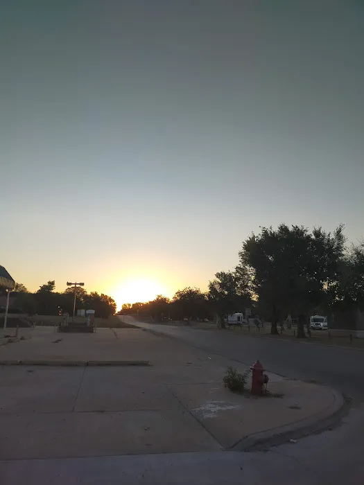 Plaza RV and Trailer Park Picture 8