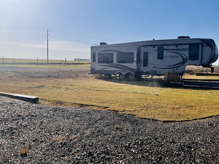 Fort Cobb RV Park and Storage Picture 6