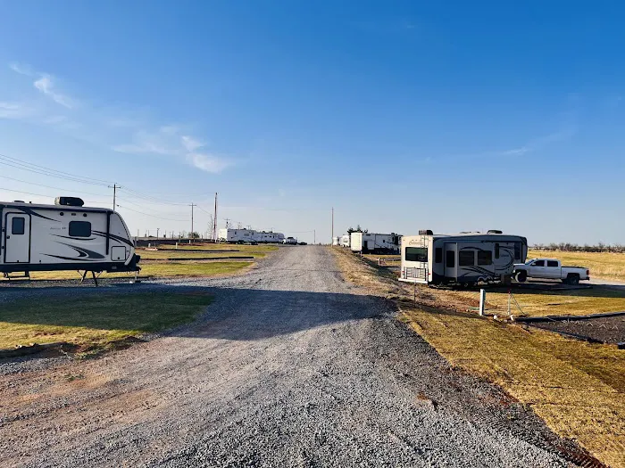 Fort Cobb RV Park and Storage Picture 2