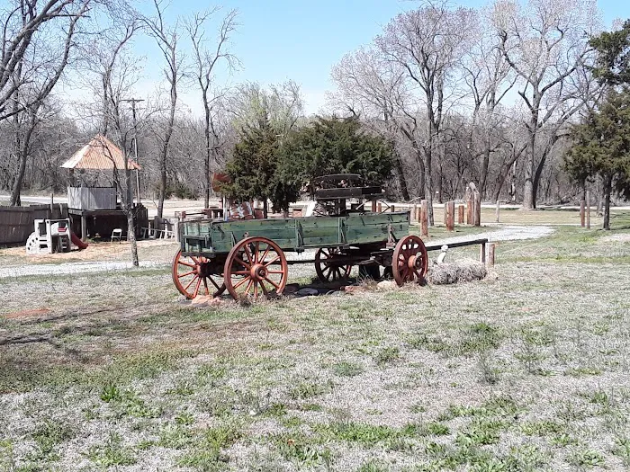Backwoods Bison RV Park Picture 4