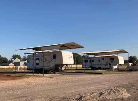 Kingfisher RV Park & Storage
