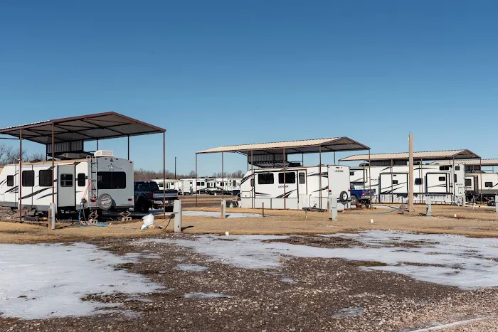Kingfisher RV Park & Storage Picture 10